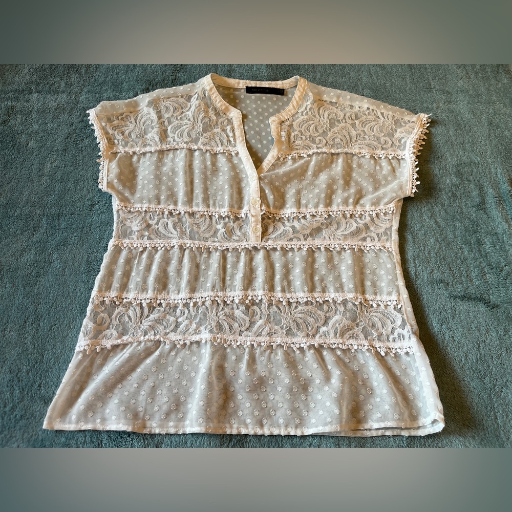 The Limited White Swiss Dot Lace Top Cap Sleeve Size S Small EUC - Picture 4 of 8